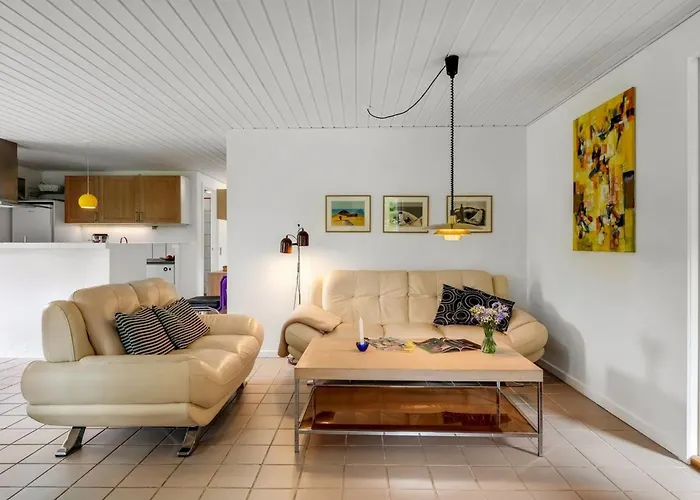 Holiday home Ensio - 1-2km From The Sea By Interhome Hjorring