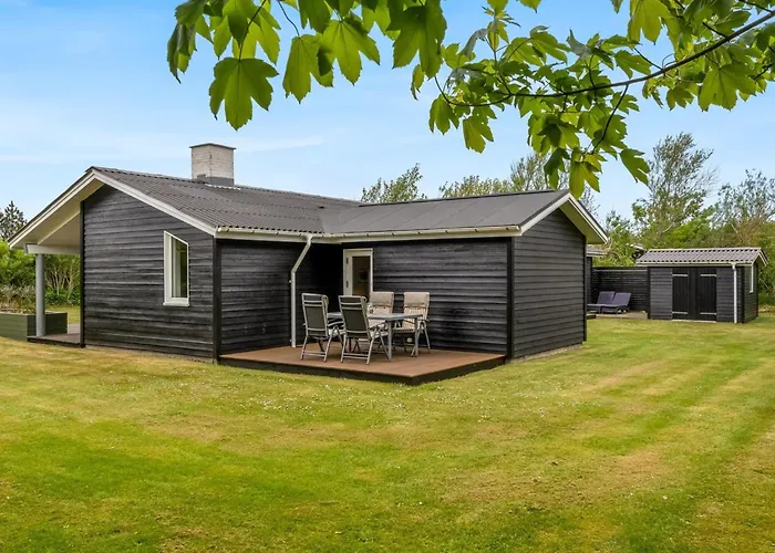 Holiday home Ensio - 1-2km From The Sea By Interhome Hjorring